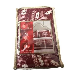 St.Nicholas Holiday Collection Jolly Sham. 20"x 26". Intricate embroidery.